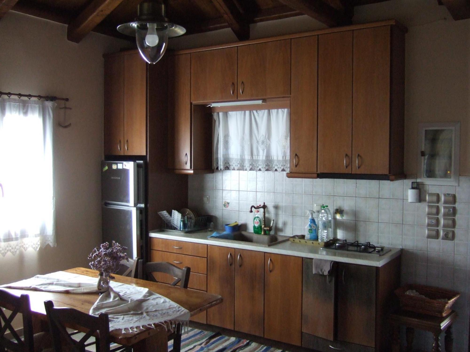 Antonis Stone House Holiday home Zarakes