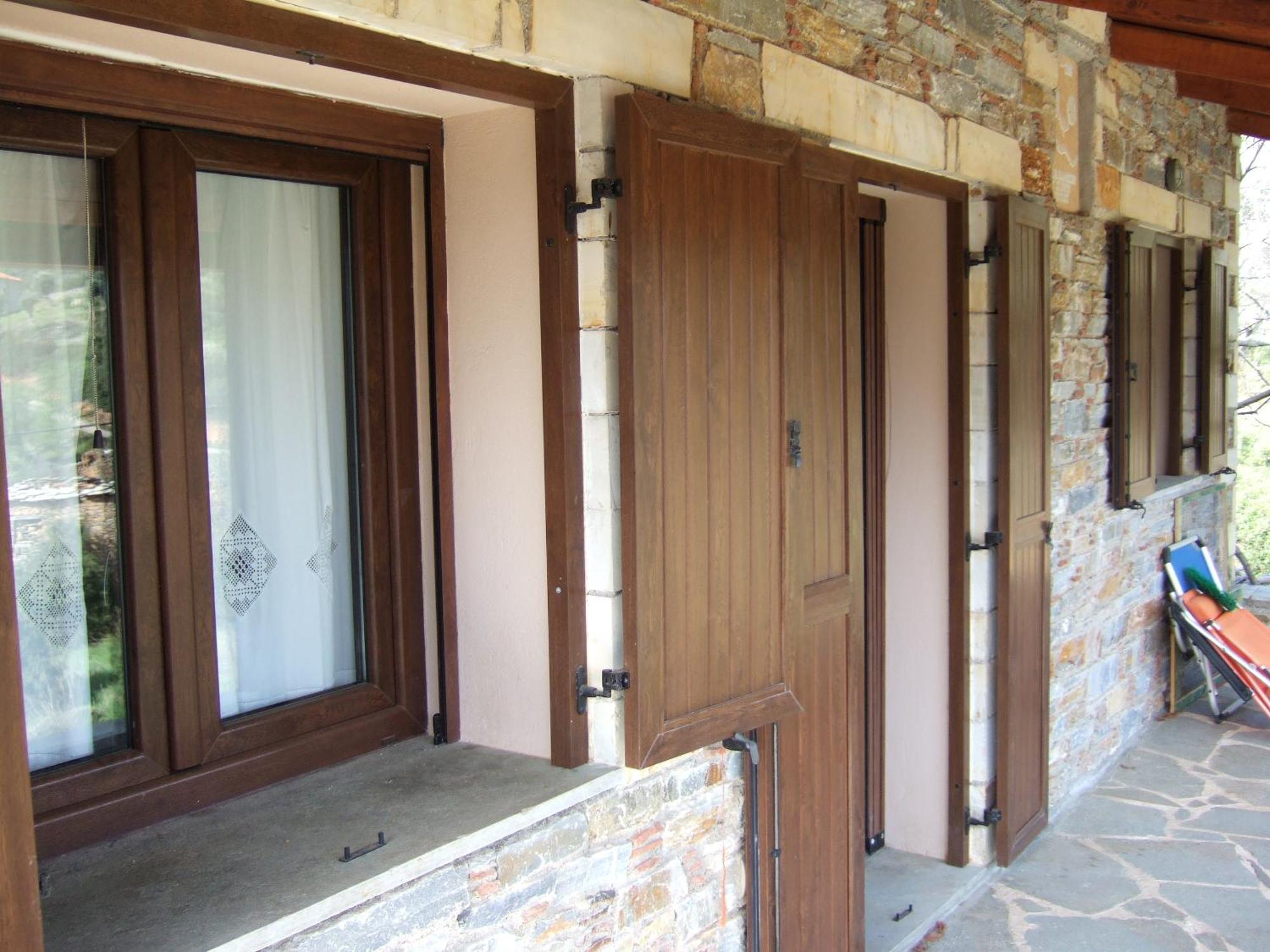Antonis Stone House *